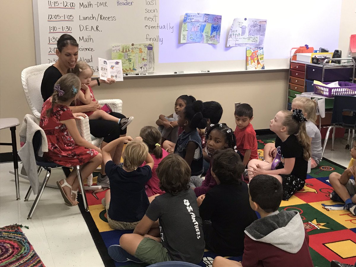 AimeeIrby's tweet photo. We loved having a special guest today. Thank you, Mrs. Platt, for being our first Royal Reader! @PowellCISD @ConroeISD https://t.co/s5Sqa5RXQa