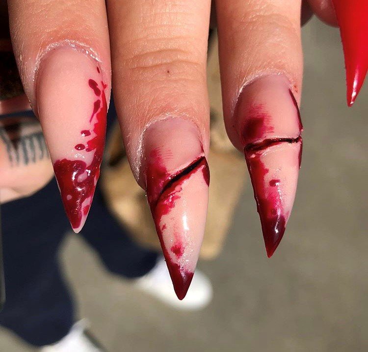 inmnails's tweet image. These look so real they give us the chills! Imagine this kind of broken nail?! Loved these nails last  year and we are still in love! @sinplycreativesin #fbf #inm #inmnails #halloween #nails #specialeffects #art