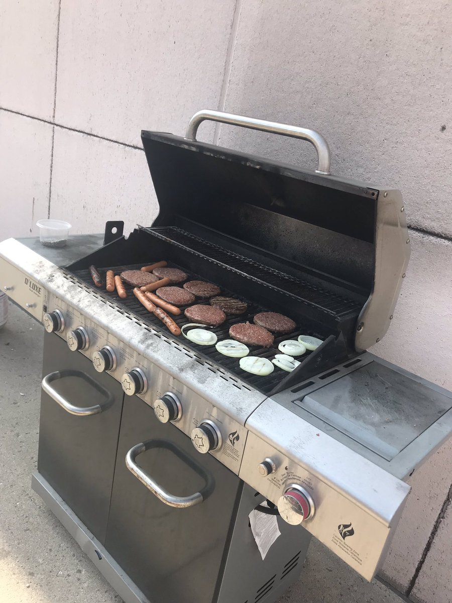 veronica tweet media