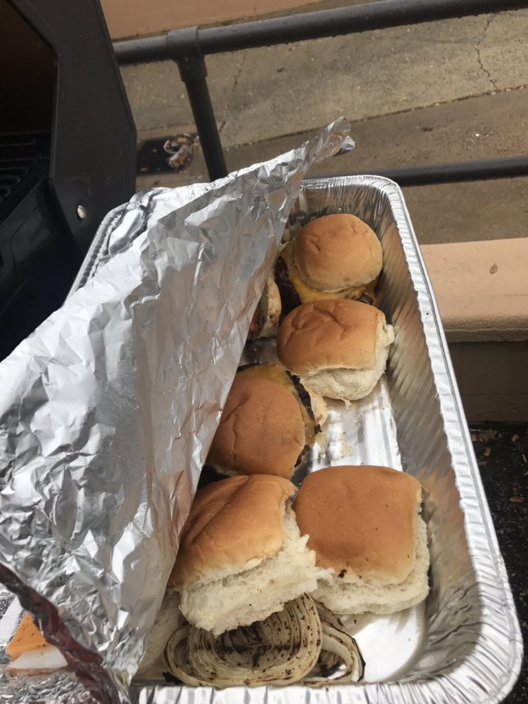 veronica tweet media