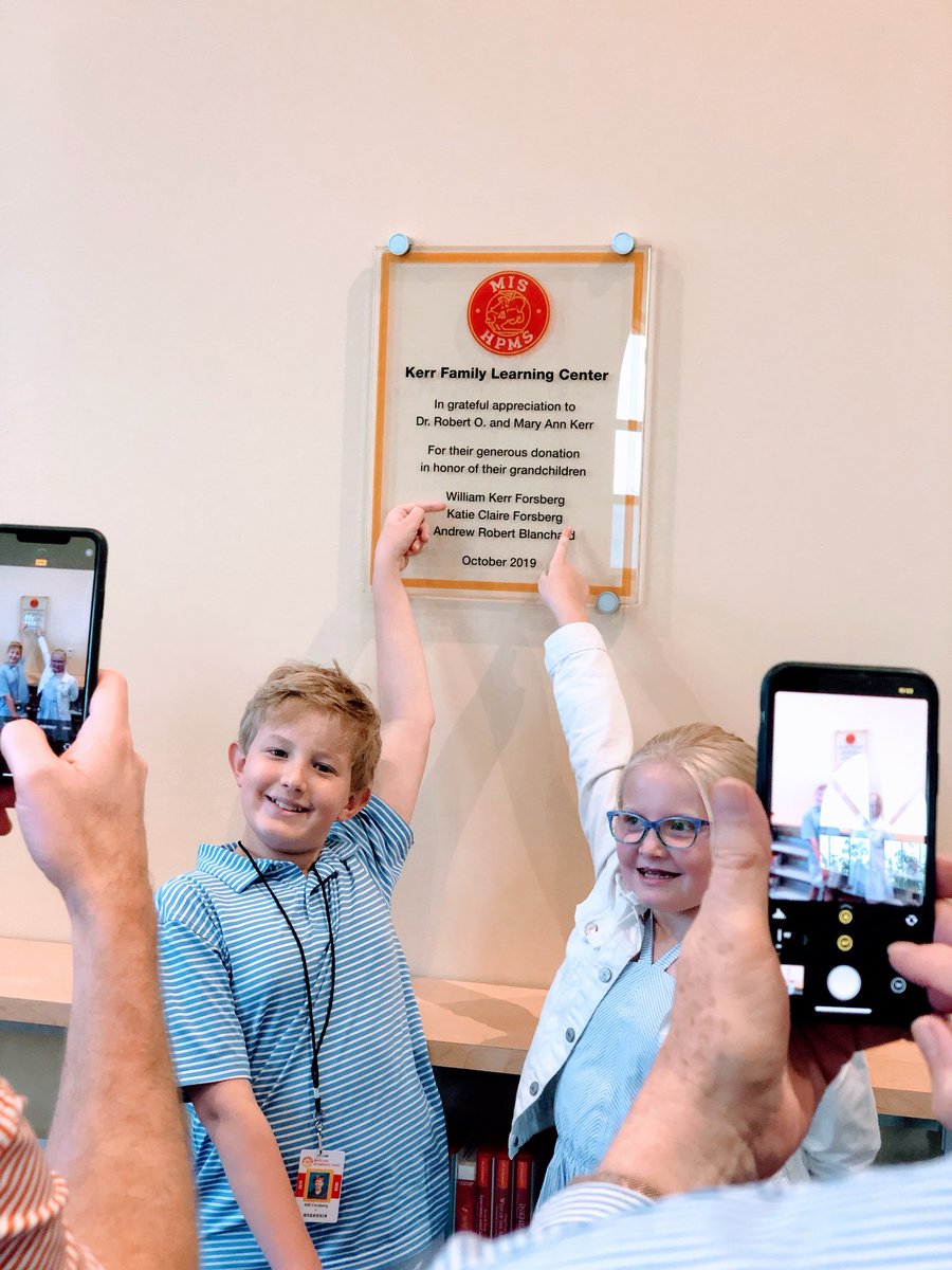 hpisdschools's tweet image. The Highland Park Education Foundation dedicated the Kerr Family Learning Center at the Raider Library today! Thank you for your support of HPISD learners and educators! #hpisd4kids #raiderlibrary