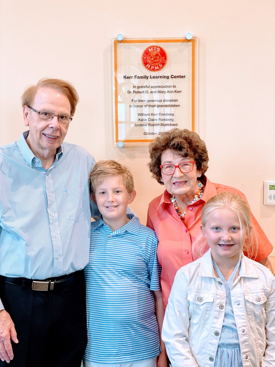 hpisdschools's tweet image. The Highland Park Education Foundation dedicated the Kerr Family Learning Center at the Raider Library today! Thank you for your support of HPISD learners and educators! #hpisd4kids #raiderlibrary