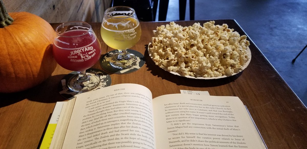 DrBodwin's tweet photo. A perfect way to unwind after a long week. #TwoTerminalDelights #DeliciousPopcorn #AGoodBook @JunkyardBrewing #HelloWeekend https://t.co/FveowK0ZXb