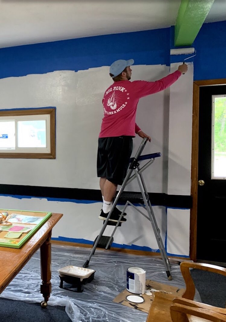 Will loves to give back to his community! Last year semester he volunteered over 20 hours of community service repainting the Warrensburg <a href="/BBBSLA/">BigBrothersBigSisters</a> office!