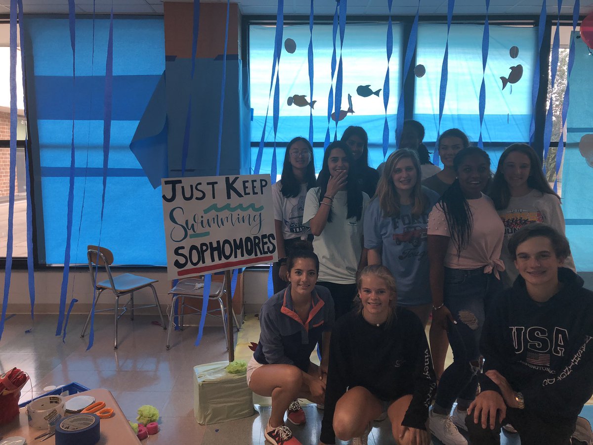 ADHSExecBoard's tweet photo. SPIRIT WEEK IS RIGHT AROUND THE CORNER. Councils worked hard today to build the Disney themed hallway displays. https://t.co/HbnntpI0e1