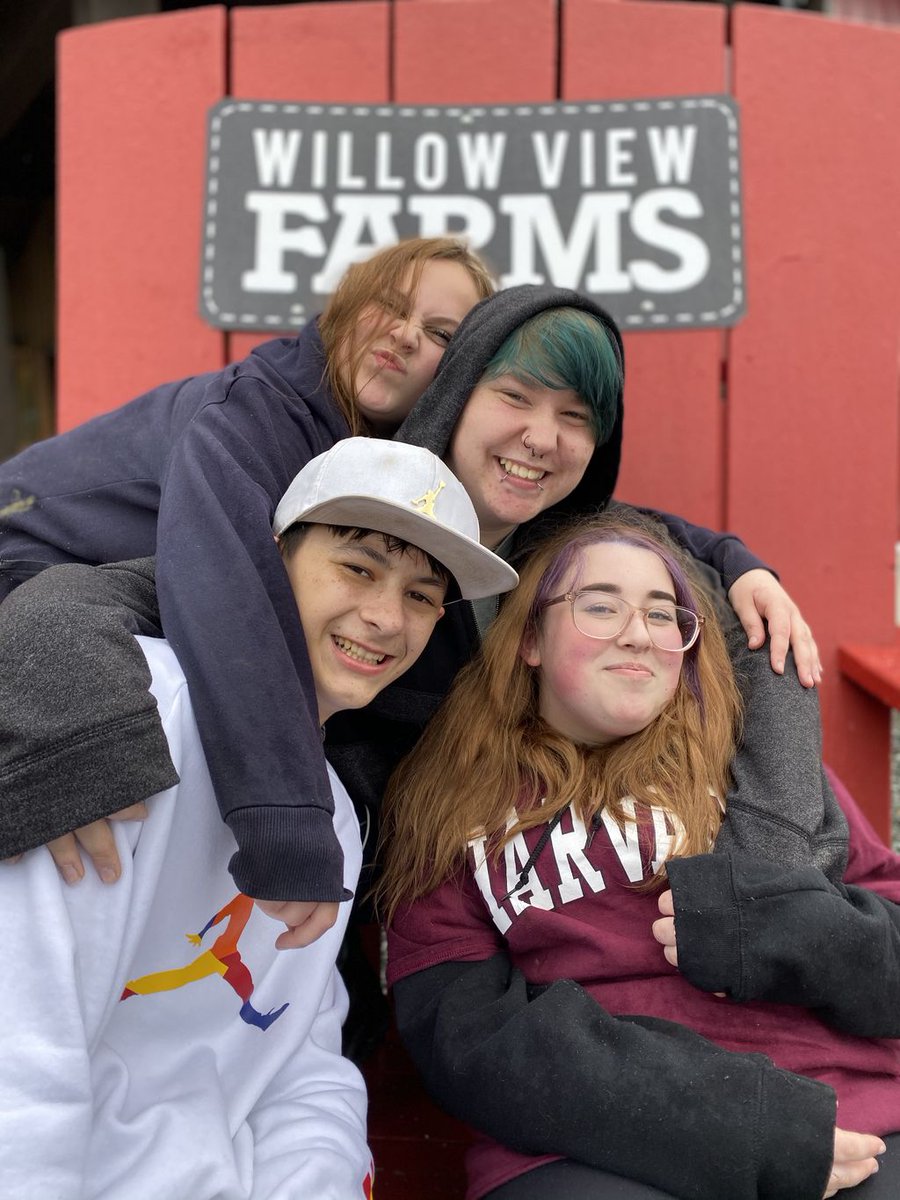 WhytecliffLearn's tweet image. Today youth from the program visited Willow View Apple Farm where they got to pick fresh apples, play with baby goats and enjoy the beautiful scenery. The youth enjoyed eating fresh fruit off the tree, as well as working together to pick the best apples to bring home for baking!