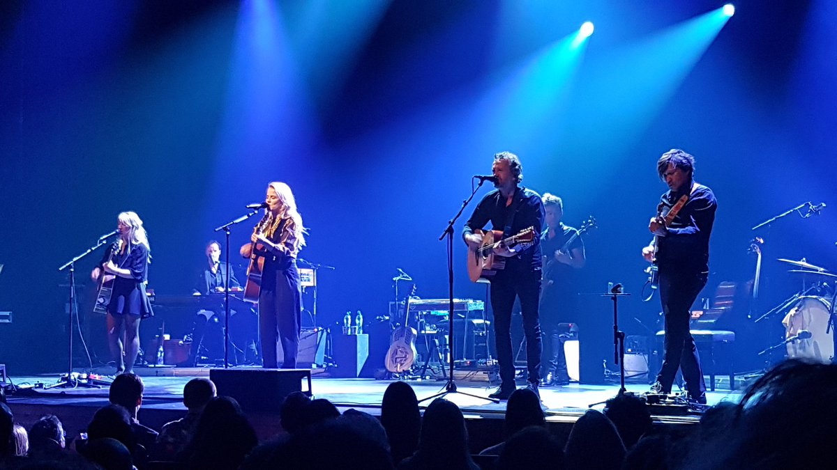 Prachtige avond met <a href="/IlseDeLange/">Ilse DeLange</a>  #genieten lang leve de #muziek <a href="/zwolsetheaters/">Zwolse theaters</a>