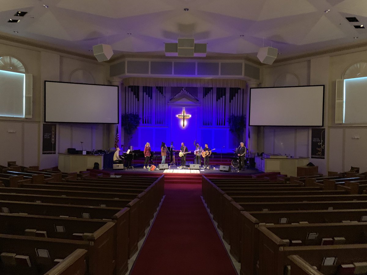 malachiobrien's tweet photo. The mobile prayer room is here!
The worship team is getting ready.
@PeteGreig is here
More importantly the hunger and expectancy we believe will fill this room as the Holy Spirit meets with us.
PrayKC Vision Night @ColonialKC
#Prayanywhere #PrayEverywhere https://t.co/C6LACPDZcH