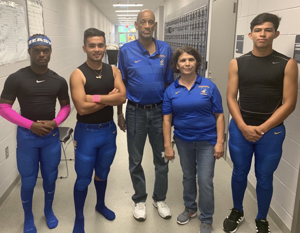 ChannelviewISD's tweet photo. Channelview ISD Athletics is proud to present Pink Out! October is Breast Cancer Awareness Month, an annual campaign to increase awareness of breast cancer and a push for women to receive annual mammograms. We are proud to provide this experience for our community! #proud2beCISD https://t.co/sryHTE6HDT