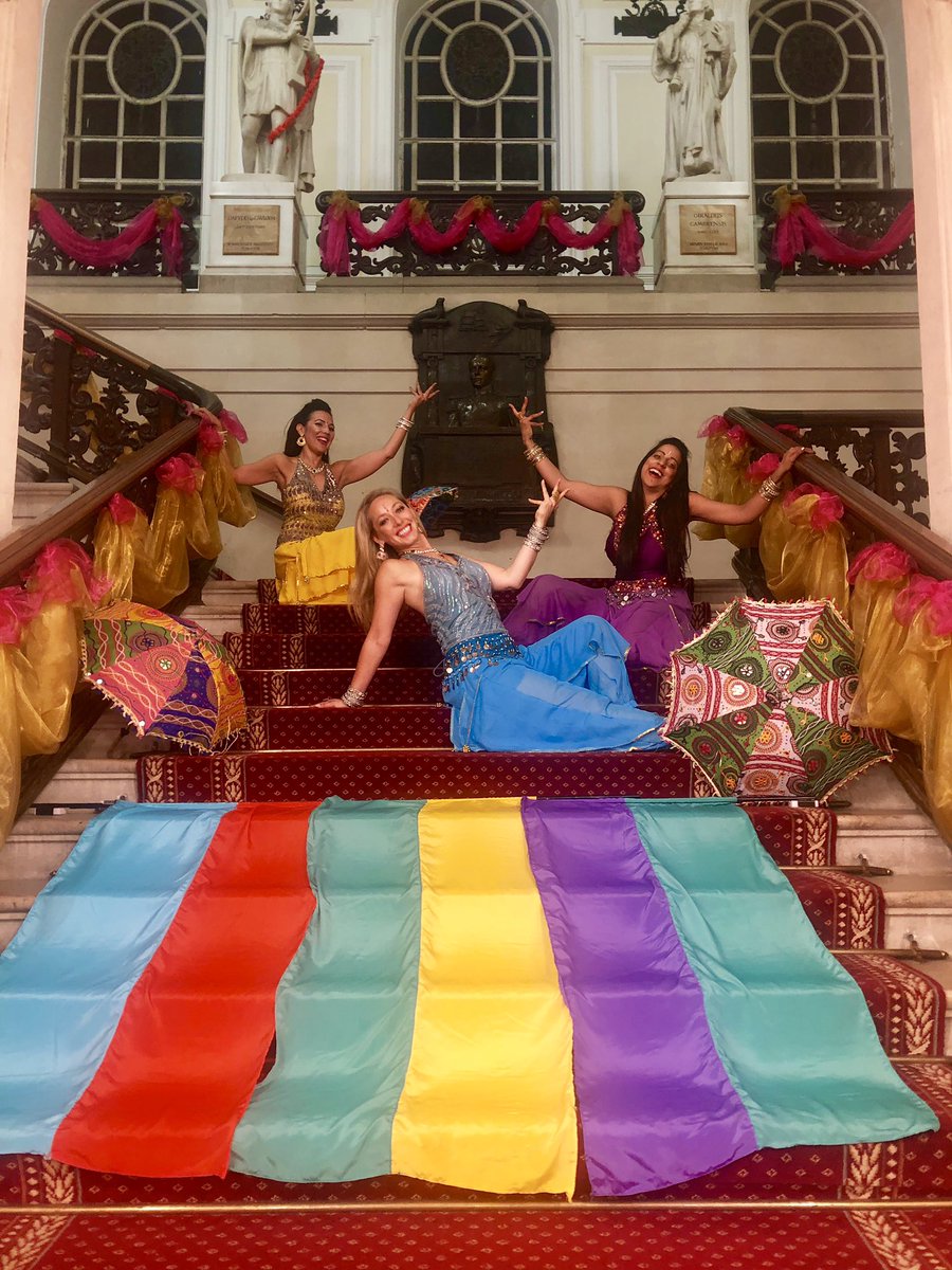 Fantastic colours at tonight’s charity event, at the lovely City Hall in Cardiff #events #bollywood #charityevent #fundraising #dance #danceperformances #ivyandspiceevents @CityHallCardiff