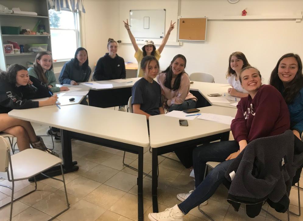 waynflete's tweet photo. Yesterday during an afternoon of service learning, Cathie's advising group had a tour of the STRIVE facility and then gathered to help brainstorm ideas for the upcoming STRIVE Halloween party and #STRIVEROCKS event. https://t.co/gzVTHC86Y7