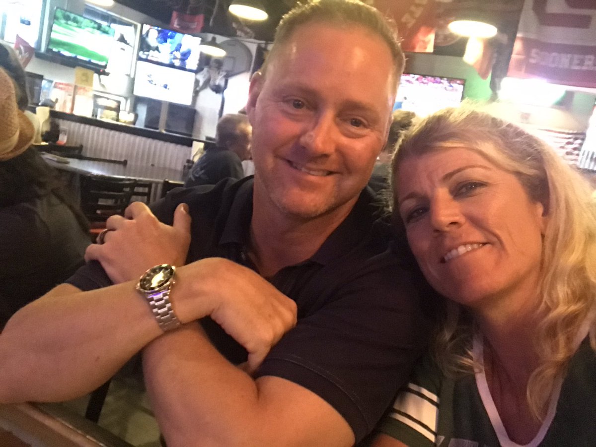 Melissa_Crick's tweet photo. Pre-gaming https://t.co/0VC85Em5d4