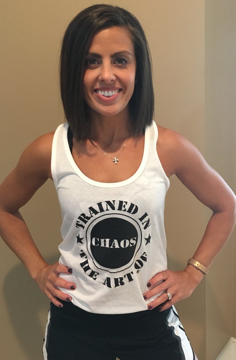 TrainedInChaos's tweet photo. Smile, it's the weekend! ππ€ Relax, regroup, and take time to do what it is you love. #commandheart #trainedinchaos https://t.co/q1WVNeX18r