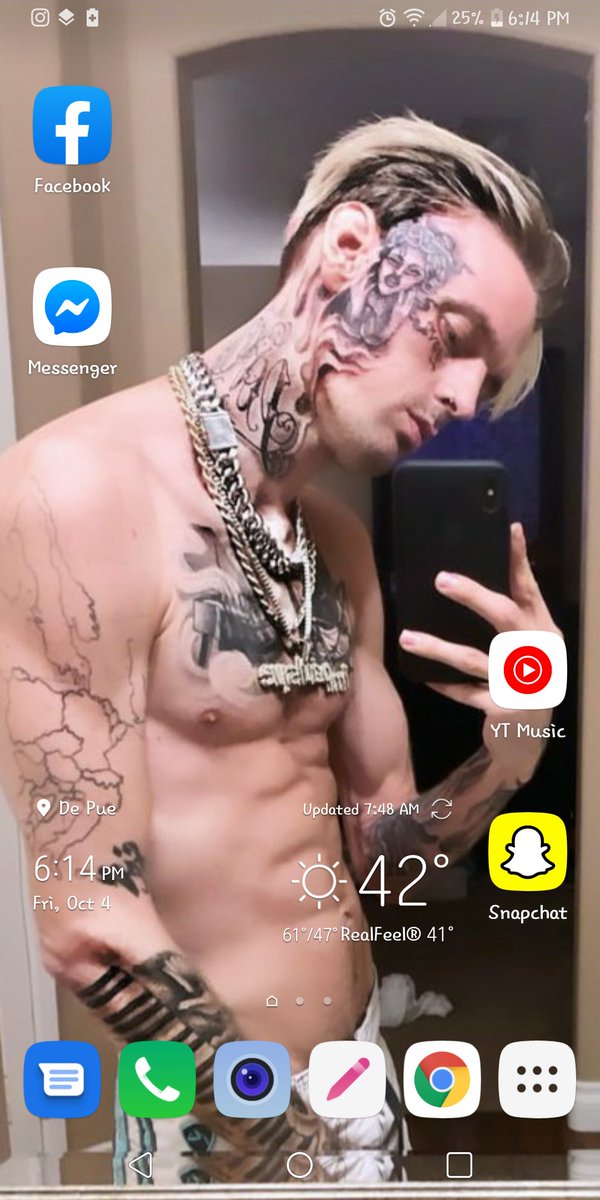 MsMarie083192's tweet photo. I couldn't help myself! 🤷😍💕
#bringinSexyBack
@aaroncarter https://t.co/HvMUQtdJBn