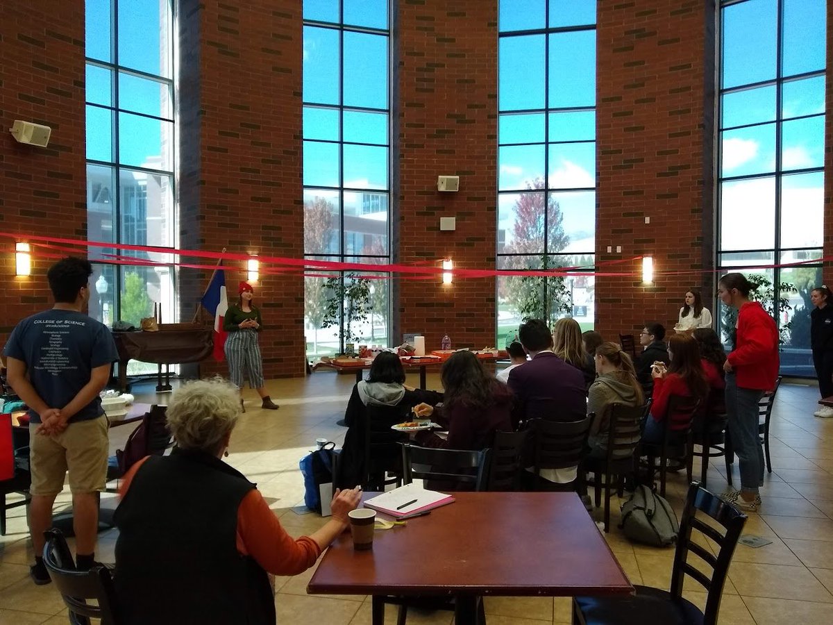 church_c's tweet photo. This just in: French Revolutionaries from HIST462 take over the KC, preaching the values of Rousseau and marching to the tune of Ça Ira!  Liberté, Égalité, Fraternité ou la Mort! #HistoryRPG #RTTP #AwesomeStudents @UNRHistory #FrenchRevolution #ThisIsWhatHistoryLooksLike https://t.co/NnnShgO5B9