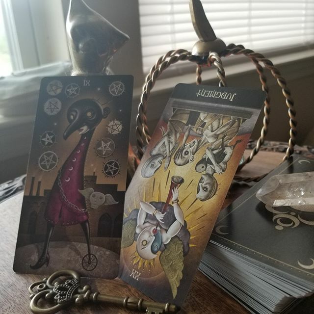 msgsfromlore's tweet image. #asabovesobelow For today's #seasonofthewitch prompt, I pulled a card from the top and bottom of the deck to form a message. I feel like the #9ofpentacles with #judgement tells me to live and exist to my fullest self, I must let go of judgments of myself… ift.tt/2Vcxb5A