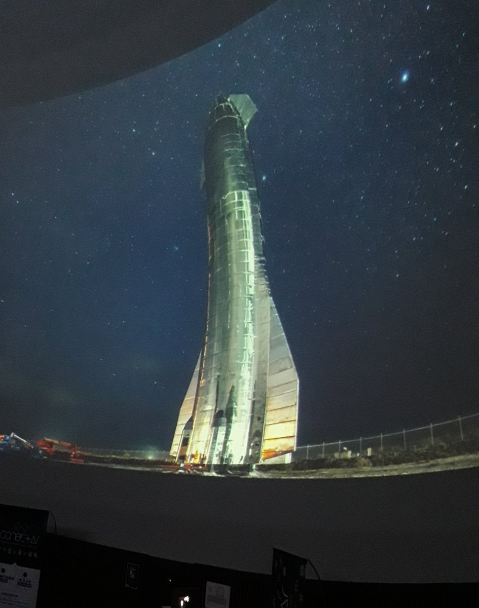 astroarturo_'s tweet photo. Las empresas privadas espaciales, están cambiando la manera de acceder al espacio - @bagudiego en el Congreso de Estudiantes de Ciencia y Tecnología @ConectarFUA.
#Luna #Marte #SpaceX #Marcian https://t.co/GCgJ5YaDOM