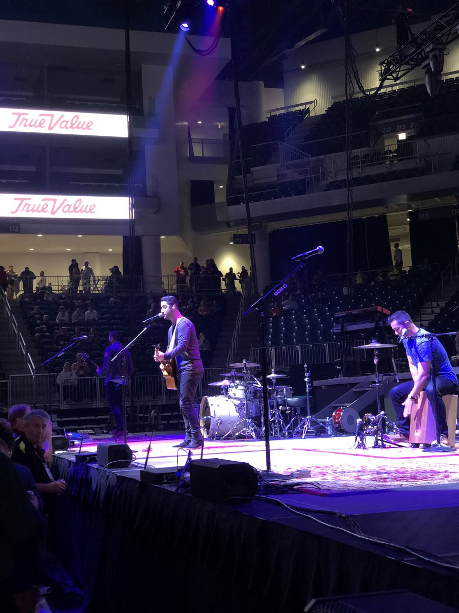 cornellsace's tweet photo. Great performance by @BoyceAvenue at #TrueValueReunion opening reception. https://t.co/yvxyBlusoI