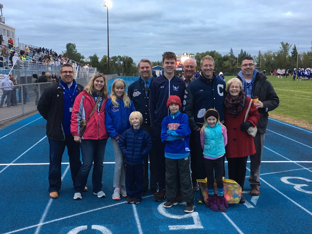 MarkSolberg1957's tweet photo. Special thanks to Lieutenant Dr. Craig Paulson; Cambridge-Isanti Hometown Hero and Honorary Flag Raiser; for our Football Game with Elk River. Thanks Dr. Paulson and family for tremendous service to our Country and the Cambridge-Isanti Schools. https://t.co/fGrFHduMUC