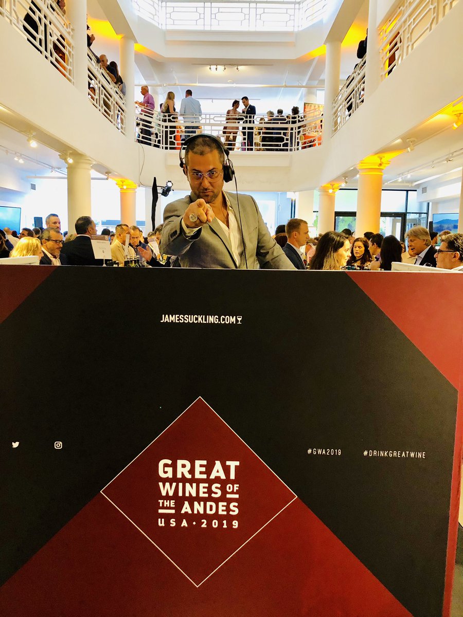 eduardochadwick's tweet photo. Very best congratulations James, the Great Wines of the Andes USA tour was a fantastic success!   San Francisco, Chicago , New York and Miami  wine lovers most enjoyed Chilean and Argentinian wines.  Much thanks for being a great world Ambassador for our Andean wines ! Bravo ���� https://t.co/EmztwzCyQ6