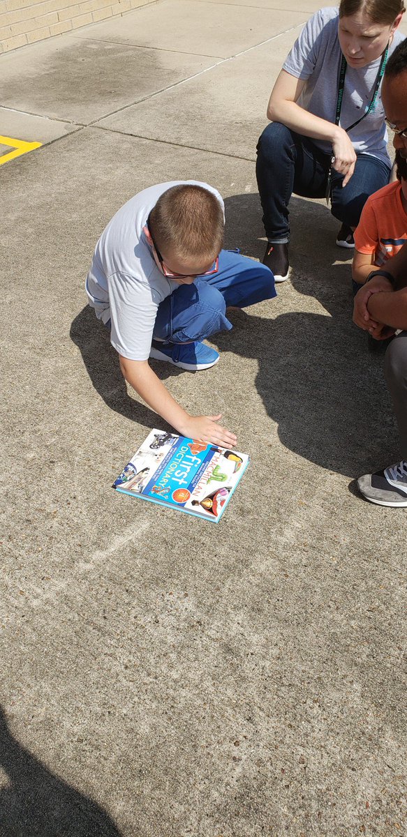 Mrs. Volson tweet media