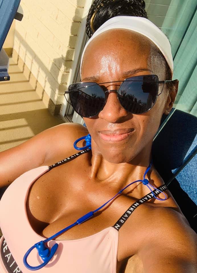 FITRADIO's tweet photo. #FitRadioFam all-star Michelle Kirkwood making moves on her vacation with her Apple Watch.🙌⌚️ Way to #DitchTheDevice and get after it, Michelle.💯
.
Don't forget to tag us in your photos for a chance to be featured!📸 https://t.co/lWcaaBfF9n