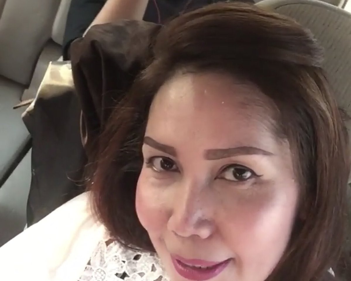 tantemarlina's tweet photo. Good morning.. selamat malam minggu.. kecup dari tante semok 🥰 https://t.co/XQIDFCrNYm