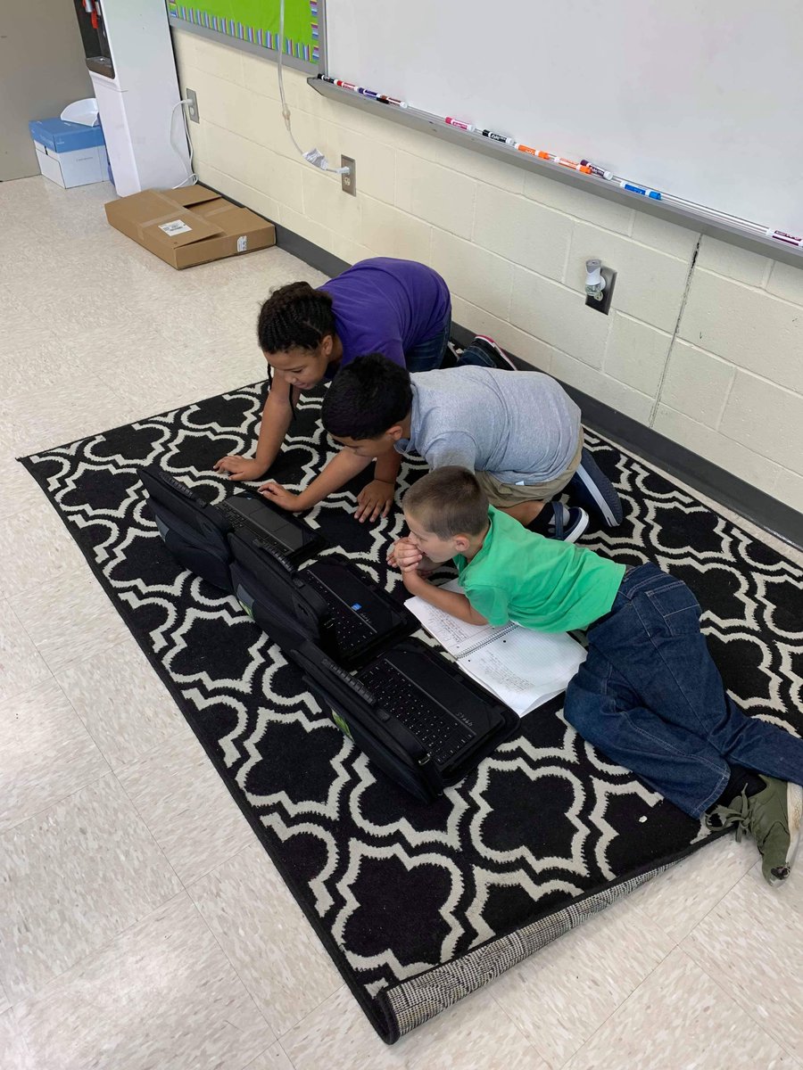 sandy_grove's tweet photo. Fourth graders testing their knowledge on the different types of energy! https://t.co/1BJH7hZ236