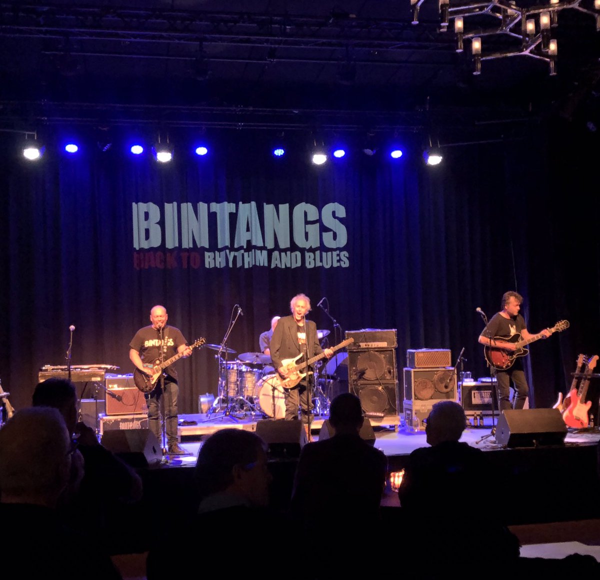 60Heinstein's tweet image. Heerlijke avond #BackToRytmAndBlues met de #Bintangs in Emmeloord @theatervoorhuys al 50 jr still going strong