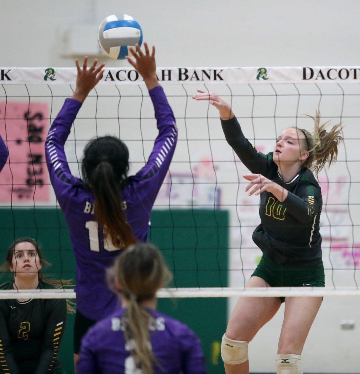 JDavis_ExPhotog's tweet photo. The @AberRoncalli @CavalierVolley1 defeated Belle Fourche Friday in a late afternoon match. https://t.co/1Ak5PEfq8L #sdpreps https://t.co/o9OLg7IGHK