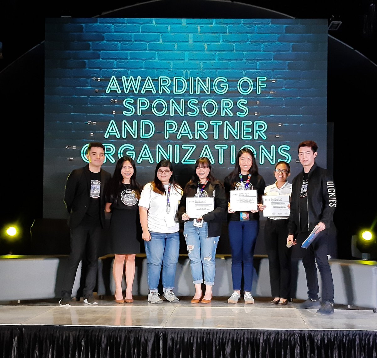 UST_UNESCOClub's tweet photo. Now Happening:
The UST UNESCO Club in partnership with #The2030Project tackles the Sustainable Development Goals in the Leaders Unite Summit held at The Podium Ortigas.
#PeaceBuilding
#PartneshipsForGoals
#BuildPeaceByPiece
#LeadersUnite2019
#GlobalGoalsWeek https://t.co/MhPOisTdpo