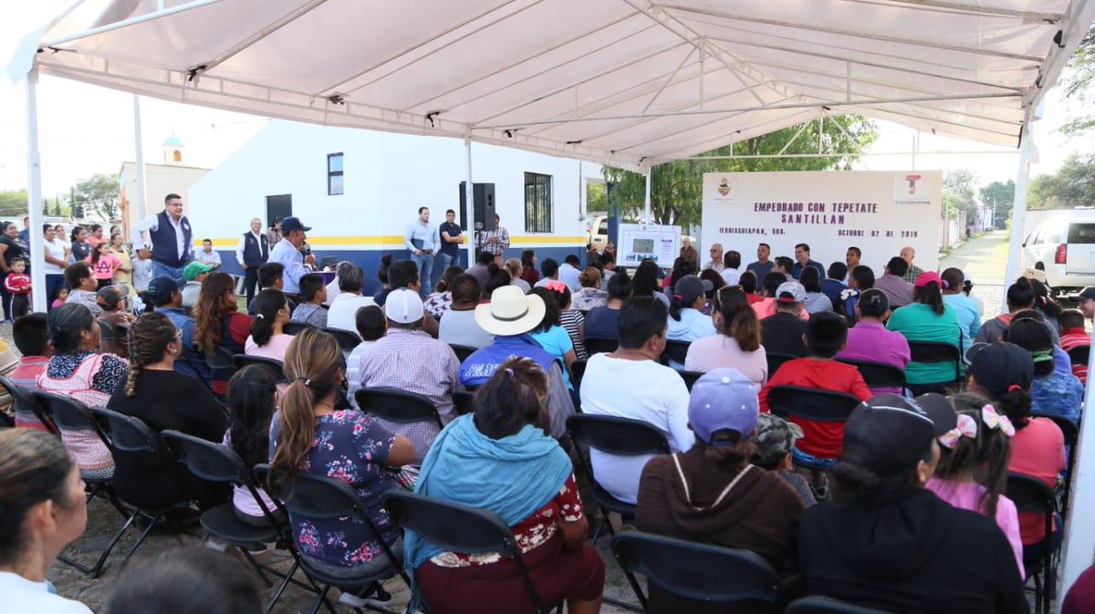 tequismpio's tweet photo. #BuenasNoticias El Presidente @TonoMejiaLira anunció una nueva obra en la Comunidad de Santillán en la visita que realizó como parte del programa #PresidenteContigo. https://t.co/eZWGRxDhLp