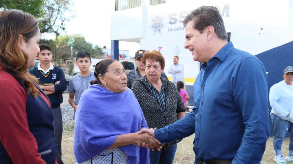 tequismpio's tweet photo. #BuenasNoticias El Presidente @TonoMejiaLira anunció una nueva obra en la Comunidad de Santillán en la visita que realizó como parte del programa #PresidenteContigo. https://t.co/eZWGRxDhLp