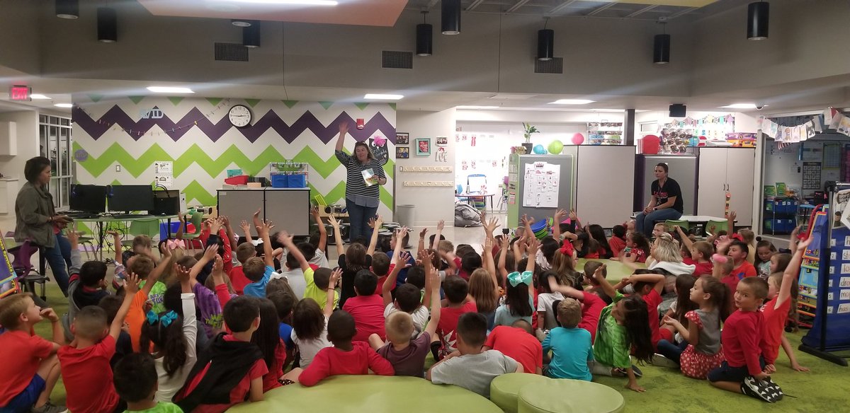 BrandyDugger3's tweet photo. Today we enjoyed a story from Ms. Cindy and Ms. Potter. Thank you @EFOdessa for bringing Bookworms at Buice to us and providing our Kinder and 1st graders with their own book. #Buice #BuiceBison #TeamECISD #ECISDlibrarylife #EducationFoundation https://t.co/Xe2G9UBIhQ