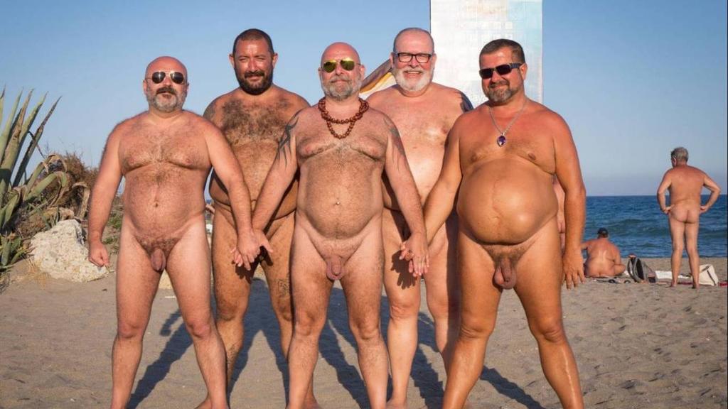 Nudist older men - 🧡 @mogehy) / Twitter.