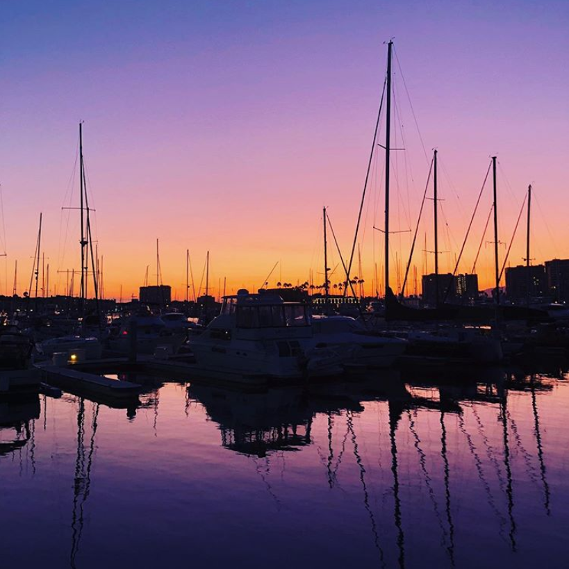 MDRHotel's tweet photo. Located just 4 miles from LAX, Marina del Rey truly offers a waterfront retreat away from the hustle and bustle of LA. What brings you to Marina del Rey? 
📷@linkugel https://t.co/2qsEi1H7lP