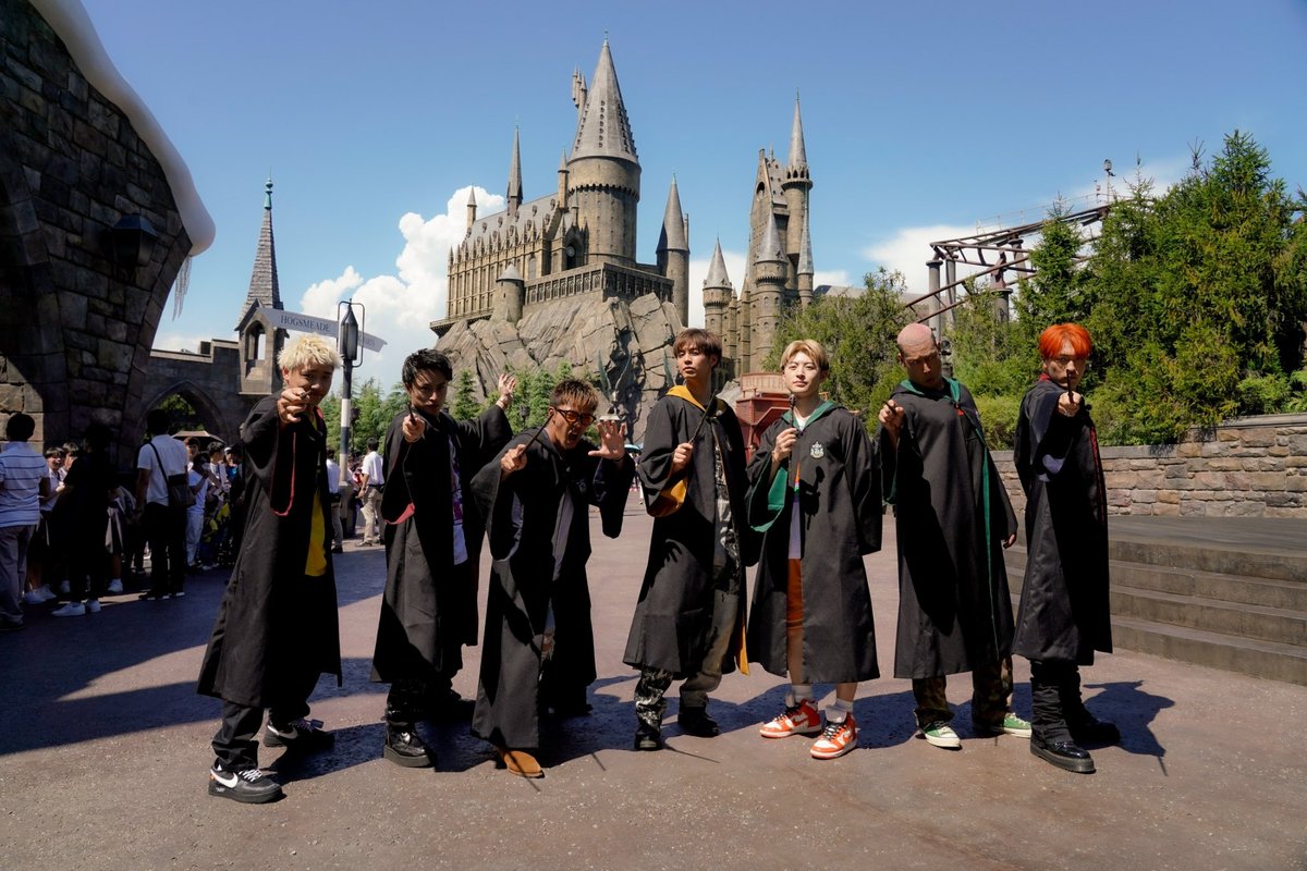 Generations公式アカウント 明日の Gene高 は In Usj ハロウィーン編 玲於 がビビり 龍友 がビビり はしゃぎまくりの60分は必見です Gene は魔法使いになれるのか T Co Hkgykcod54 ユニバーサルスタジオジャパン Usj ユニバ