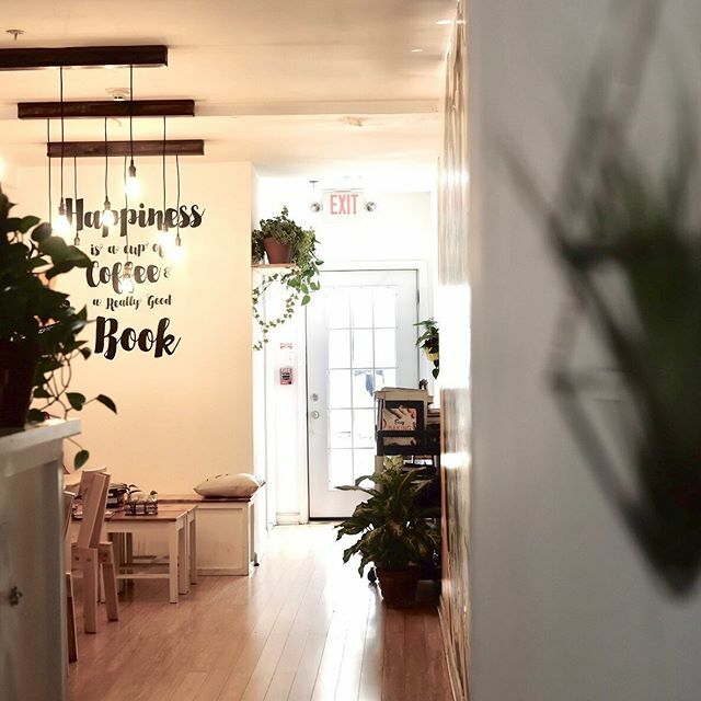Is it a goodbye to summer time? •
•
•
•
#anakkopi #masfotokopi #baristadaily #manmakecoffee #cupsinframe #proudofyourlocalcoffeeshop #espresso #kyototower #coldbrew #matcha #coffee #kopi #tea #matchalover #instacoffee #coffeegraph #coffeeshot #caffeineaddict #teaaddict #…
