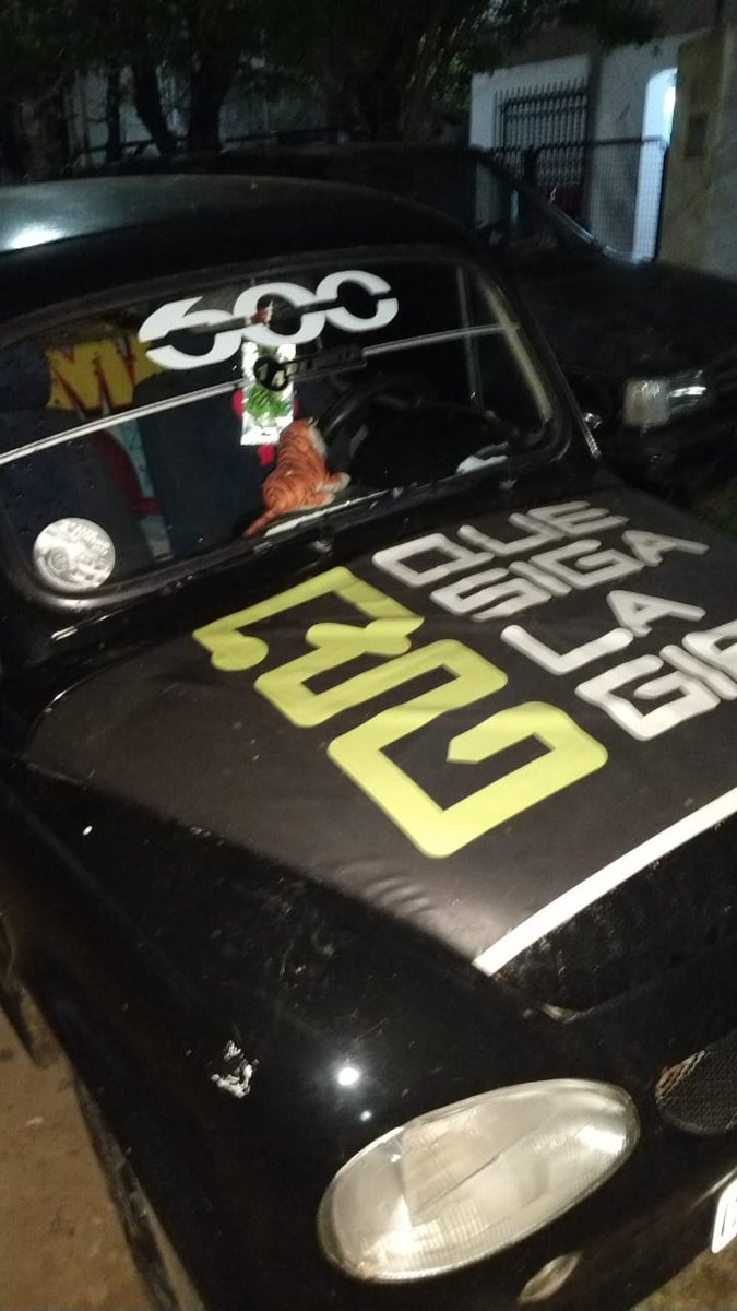 4/10/19 y todavia quedan rastros de nosotros pero que plaga