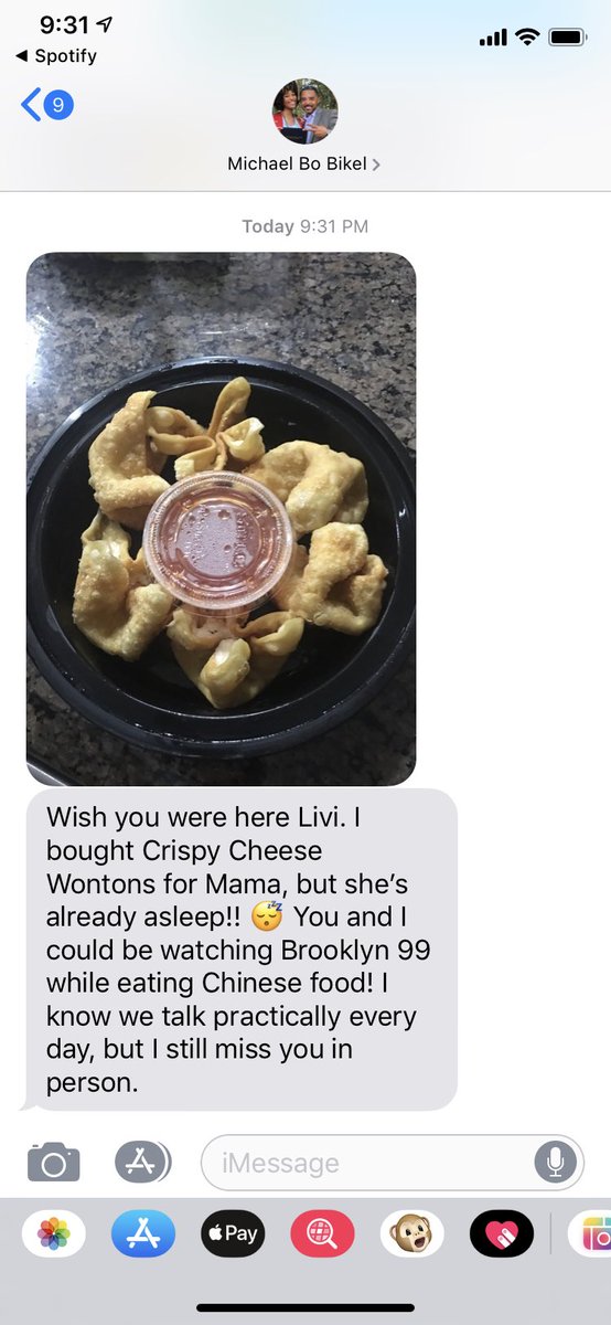 liv7531's tweet photo. guess who has to redo her mascara now?!😭💔 i don’t deserve my dad https://t.co/VKNcWHlW0E