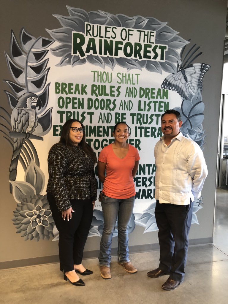 WeArePRIEC's tweet photo. Extra thank you &amp; órale to #GabeSanchez &amp; the @UNMSocialPolicy  crew for hosting their 6th #UNMPRIEC (60th #PRIEC) most PRIECs outside of @UCRiverside 

Q-vo, PRIEC peeps in attendance &amp; currently at Casa Sanchez, please reply with pics from dinner! https://t.co/SEuiVklGuX