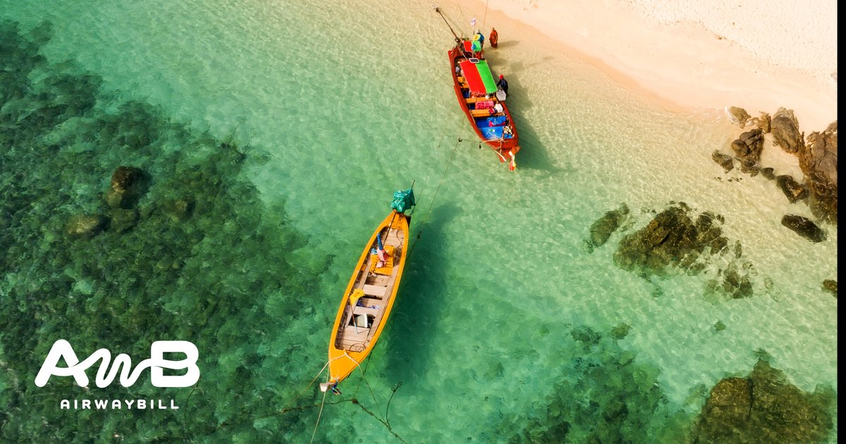 AWBapp's tweet photo. You owe yourself some peace of mind after busy weeks! 🏃♀️🏃🏼♂️
Sail with your thoughts towards the serenity of Fridays and enjoy. 😍
.
#friday #calmness #sailing #liveyourlife #youdeserveit #weekend #giveyourselfabreak #bridgethegap #beatthedistance #travel #airwaybill #escapadas https://t.co/n1BEQByqO5