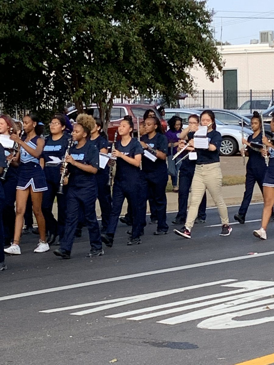 RHSbandms's tweet photo. The band was invited to participate in Cleveland Central homecoming parade. https://t.co/o6gM68ND7b