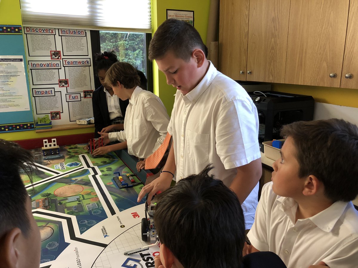 RoboticsBuckley's tweet photo. The boards are ready and the robotic teams get serious. It’s all business today in the iLab @BuckleyCDS #robotics @firstlegoleague https://t.co/yPP0iregX9
