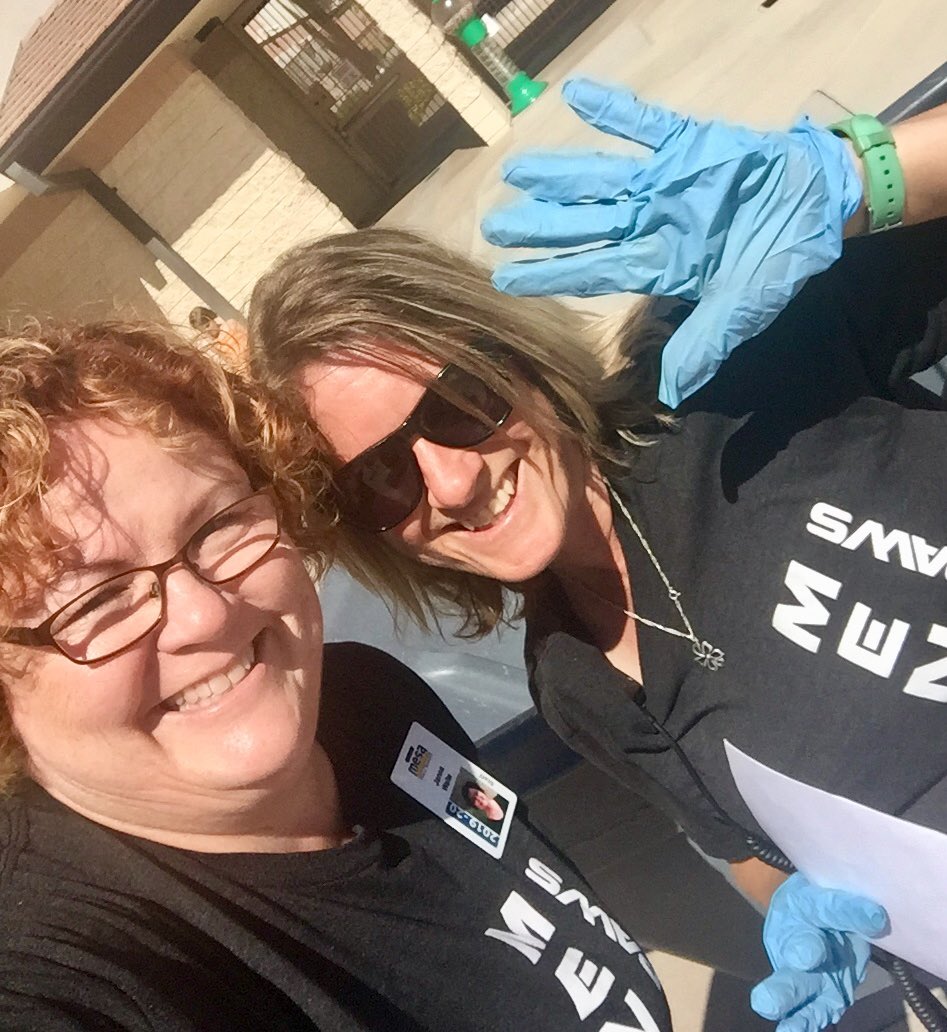Got to hang in the Mendoza courtyard for lunch today for a PAWS reward. A dance party broke out.  #TeamPAWS #PBIS