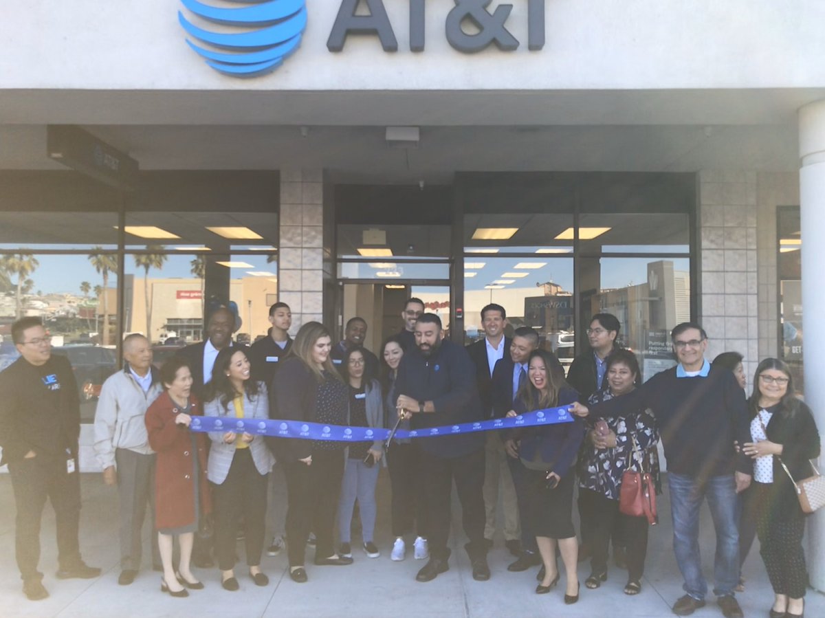 NCAnnihilate's tweet photo. Congratulations to our @AttWestlake store on their successful grand opening today! Francisco and his team are excited to serve the @DalyCityGov community! #aSTOREisBORN #NCAGoldBlooded #GoWest @GoldfeldEric @gowestregion https://t.co/kQQb4vCpbg
