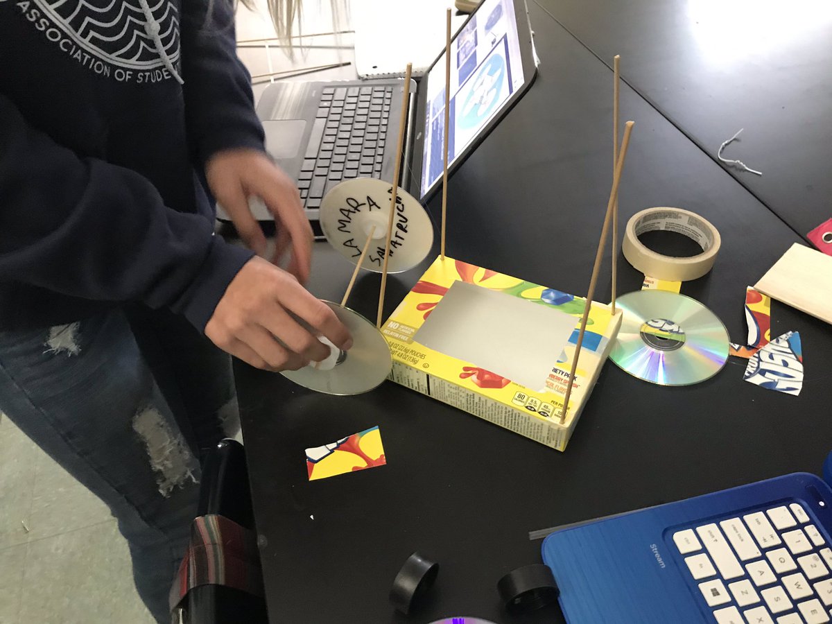 AllieBBogart's tweet photo. 8th graders making progress on there gravity cars. Practicing 21st century skills, collaboration, communication. Engineering and design, all while learning about the variables that affect gravitational potential energy to kinetic energy. @KernvilleUnionS #coltsstem https://t.co/KjCT1jdPuR