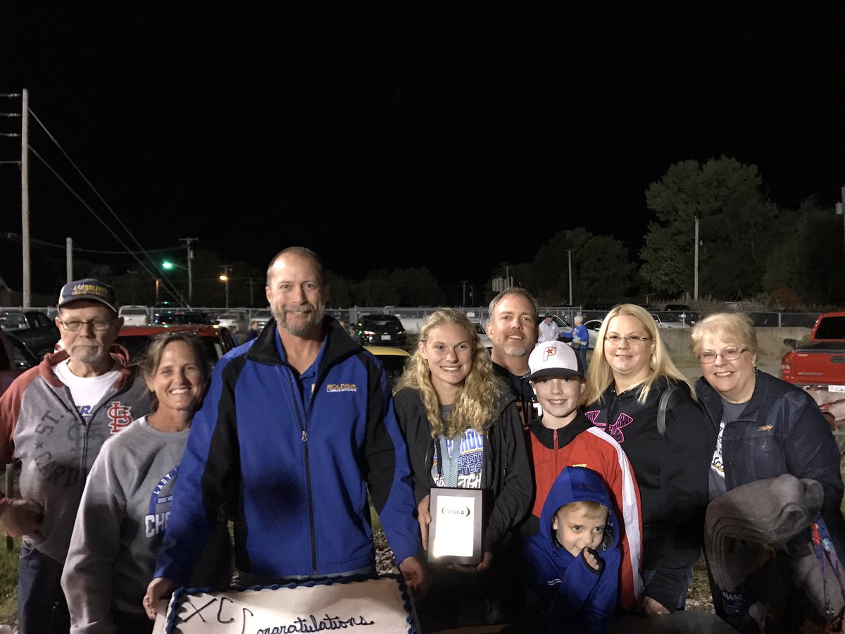 Momrun4's tweet photo. Congratulations to Coach Ron Bandy, Missouri State High Schhol Boys Cross Country Coach of the Year!!!! #Awesome #RBRW https://t.co/wny66XVXKt
