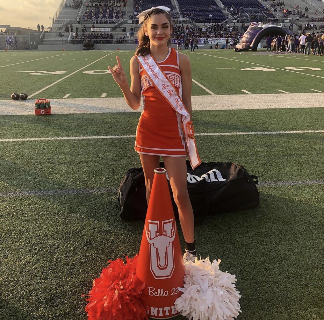 UHS CHEER 2021-2022 tweet media