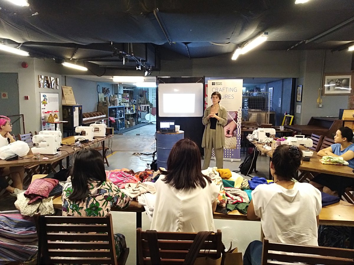 myBritishArts's tweet photo. We're starting our workshop on making clothes out of reused materials with UK designer and artist Eliza Collin! Happy to be here again at @merekaMY for @coolerlumpur Festival βοΈ
#CraftisCool #CraftingFutures https://t.co/lrlr2cRb4I
